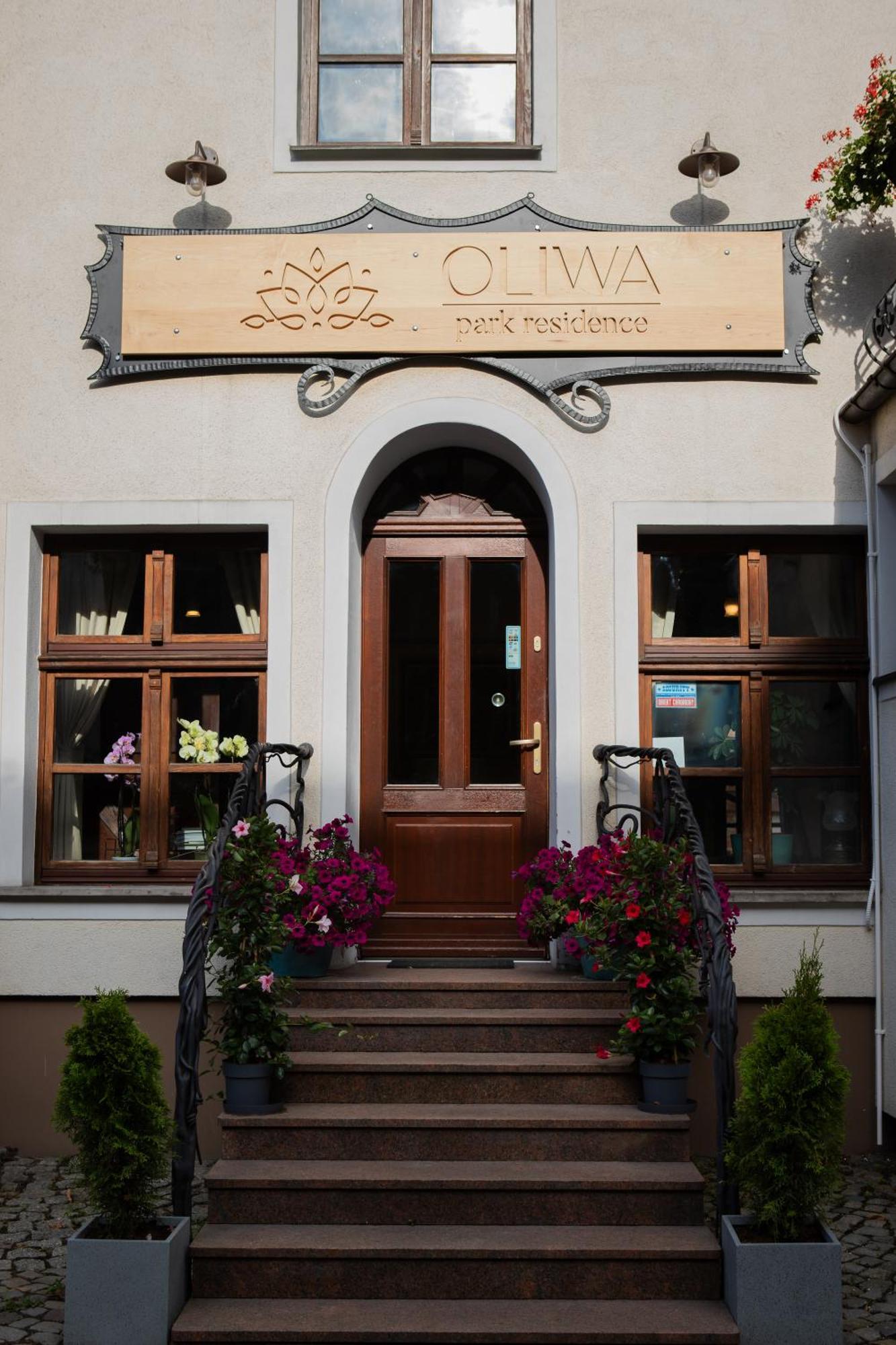 Oliwa Park Residence Gdansk Bagian luar foto